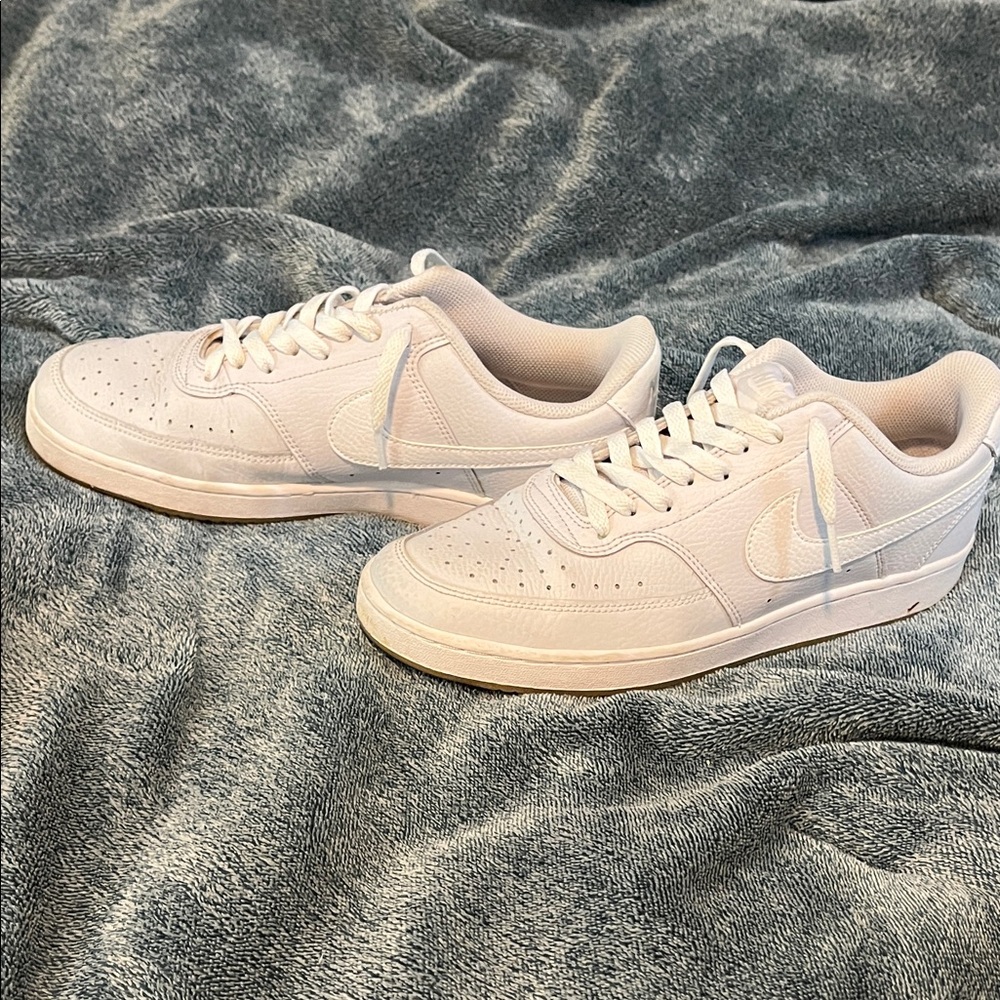 Nike White Leather Sneakers